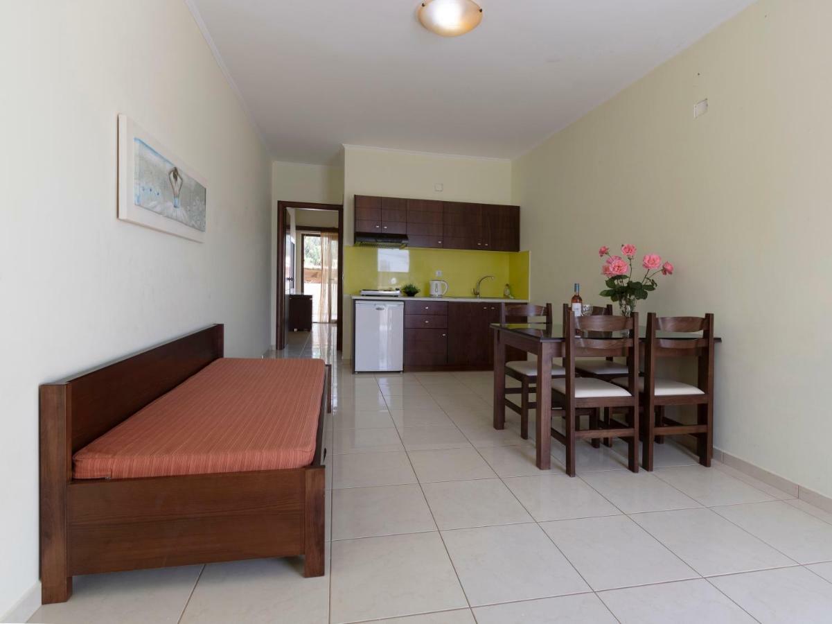 Sandy Suites Kalamaki  Luaran gambar